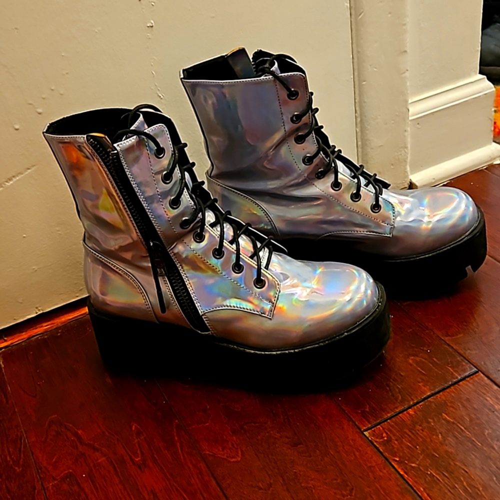Dolla Kill Current Mood Lilac Holographic Combat Boots size 9 womens
